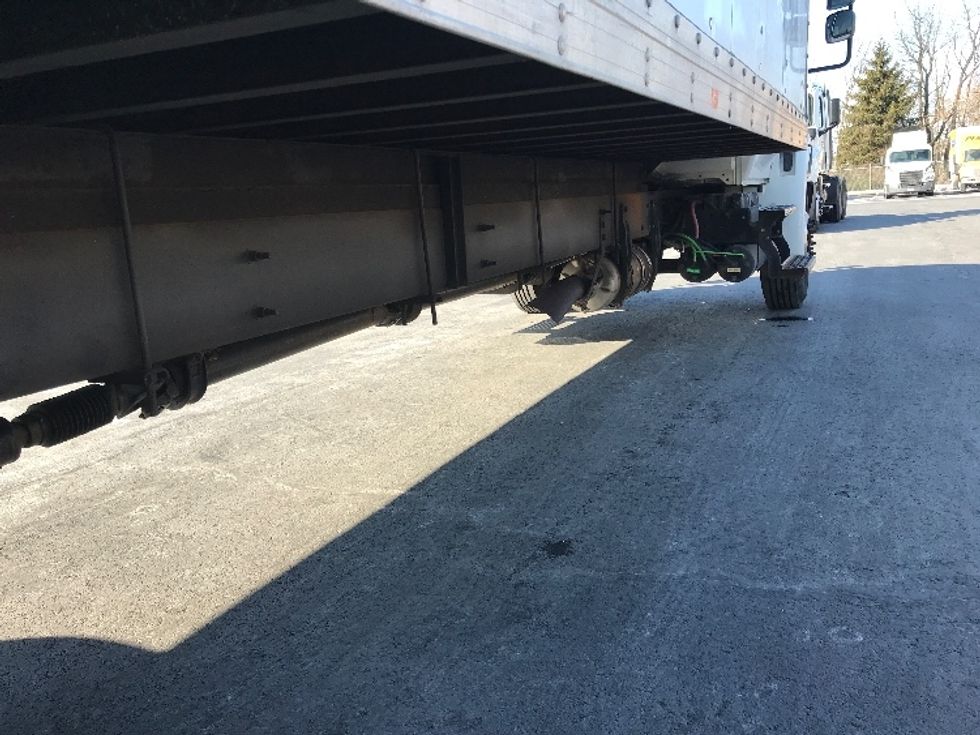 Medium Duty Box Truck-Light and Medium Duty Trucks-International-2019-4300-Bensalem-PA-200,149\n\t\tmiles-$ 40,000 - Image 14