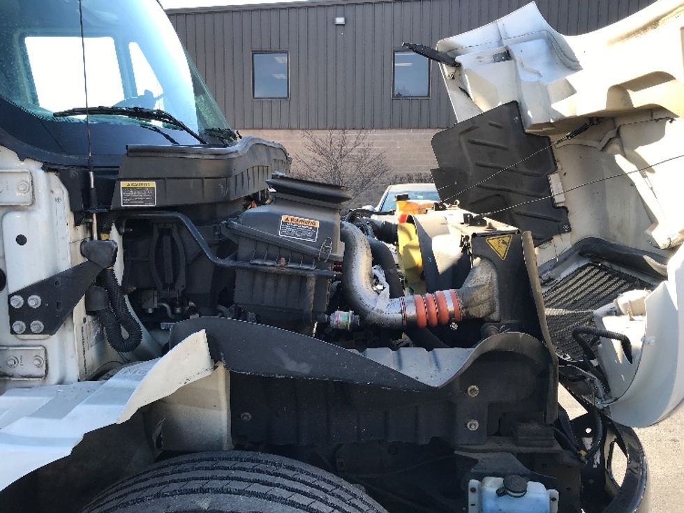 Medium Duty Box Truck-Light and Medium Duty Trucks-International-2019-4300-Bensalem-PA-200,149\n\t\tmiles-$ 40,000 - Image 23