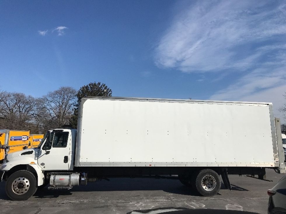 Medium Duty Box Truck-Light and Medium Duty Trucks-International-2019-4300-Bensalem-PA-200,149\n\t\tmiles-$ 40,000 - Image 4