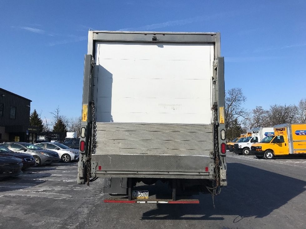 Medium Duty Box Truck-Light and Medium Duty Trucks-International-2019-4300-Bensalem-PA-200,149\n\t\tmiles-$ 40,000 - Image 7