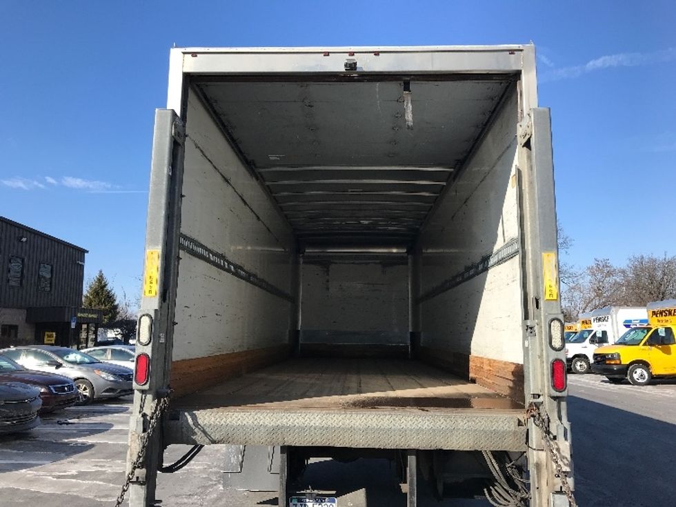 Medium Duty Box Truck-Light and Medium Duty Trucks-International-2019-4300-Bensalem-PA-200,149\n\t\tmiles-$ 40,000 - Image 8