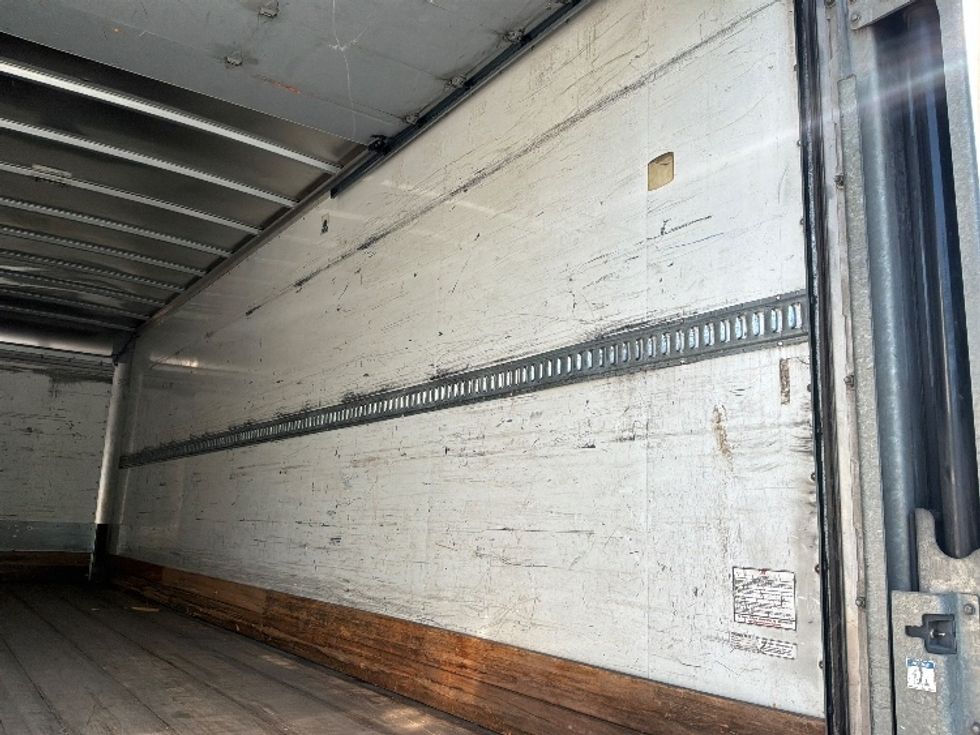 Medium Duty Box Truck-Light and Medium Duty Trucks-International-2019-4300-Bensalem-PA-210,630\n\t\tmiles-$ 49,500 - Image 12