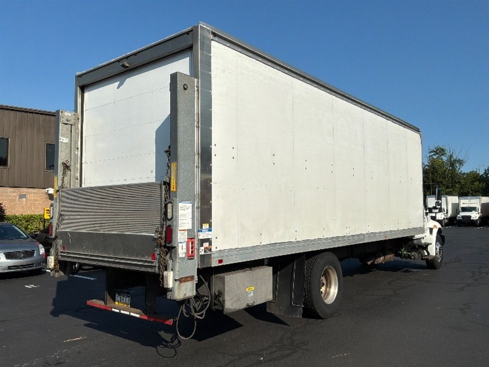Medium Duty Box Truck-Light and Medium Duty Trucks-International-2019-4300-Bensalem-PA-210,630\n\t\tmiles-$ 49,500 - Image 13