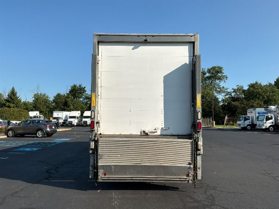 Medium Duty Box Truck-Light and Medium Duty Trucks-International-2019-4300-Bensalem-PA-210,630\n\t\tmiles-$ 49,500 - Image 7