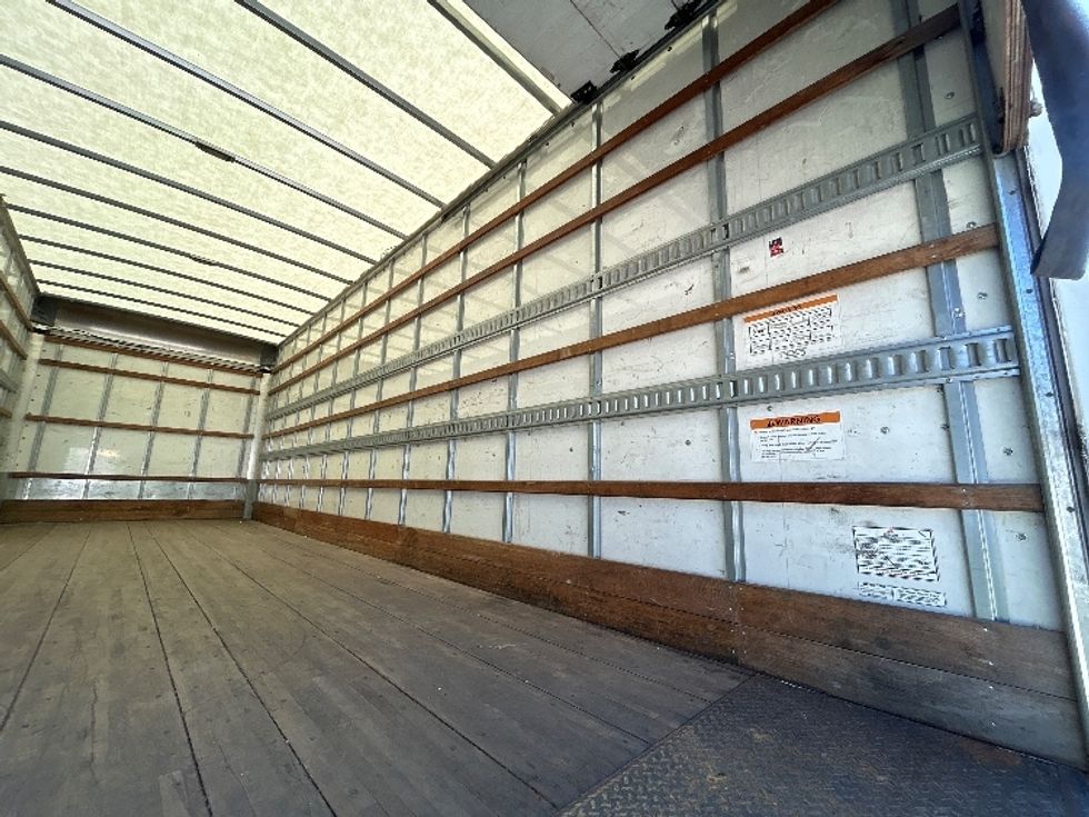 Medium Duty Box Truck-Light and Medium Duty Trucks-International-2019-4300-Birmingham-AL-161,236\n\t\tmiles-$ 54,250 - Image 12