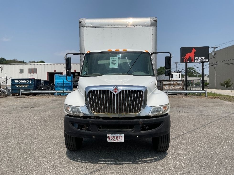 Medium Duty Box Truck-Light and Medium Duty Trucks-International-2019-4300-Braintree-MA-256,148\n\t\tmiles-$ 30,500 - Image 2