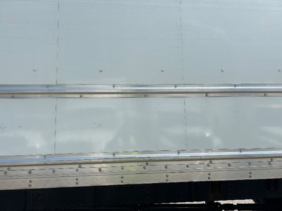 Medium Duty Box Truck-Light and Medium Duty Trucks-International-2019-4300-Braintree-MA-256,148\n\t\tmiles-$ 30,500 - Image 27