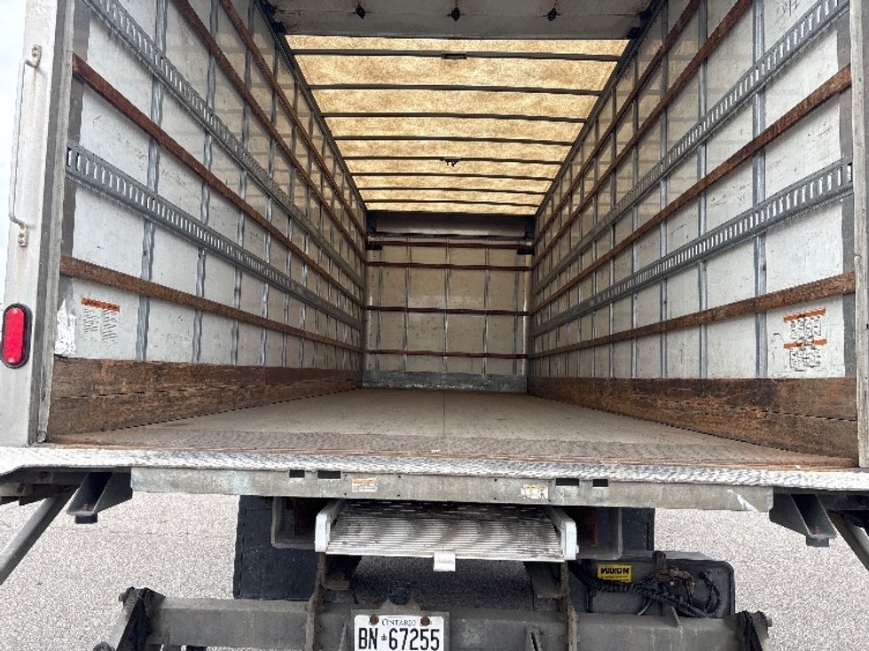 Medium Duty Box Truck-Light and Medium Duty Trucks-International-2019-4300-Brampton-ON-300,895\n\t\tkm-$ 41,000 - Image 10