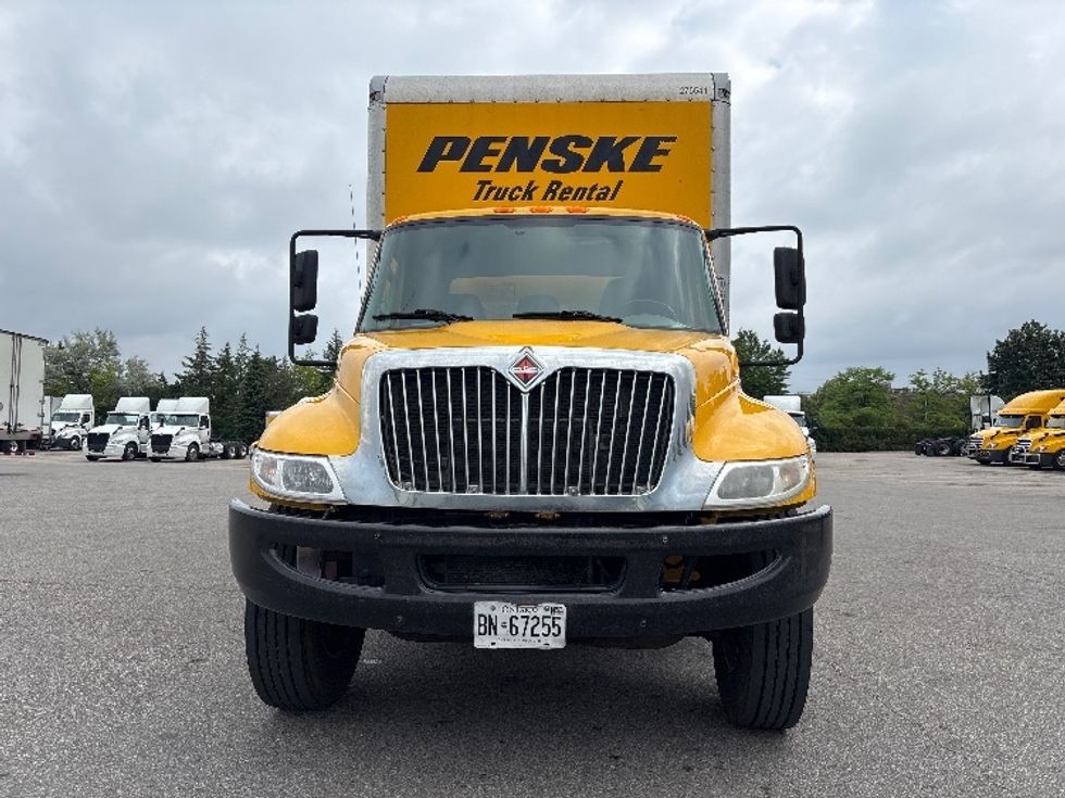 Medium Duty Box Truck-Light and Medium Duty Trucks-International-2019-4300-Brampton-ON-300,895\n\t\tkm-$ 41,000 - Image 2
