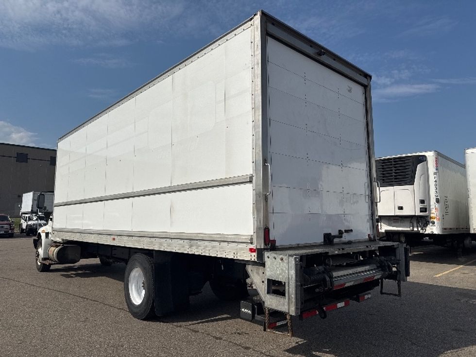 Medium Duty Box Truck-Light and Medium Duty Trucks-International-2019-4300-Brooklyn Park-MN-110,859\n\t\tmiles-$ 50,250 - Image 6