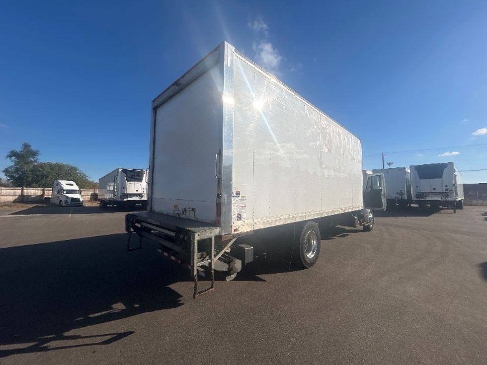 Medium Duty Box Truck-Light and Medium Duty Trucks-International-2019-4300-Brooklyn Park-MN-143,107\n\t\tmiles-$ 40,250 - Image 13