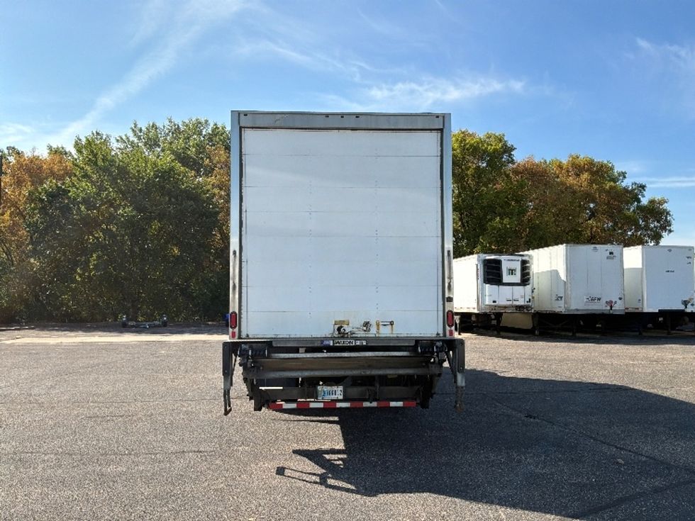 Medium Duty Box Truck-Light and Medium Duty Trucks-International-2019-4300-Brooklyn Park-MN-223,389\n\t\tmiles-$ 46,500 - Image 7