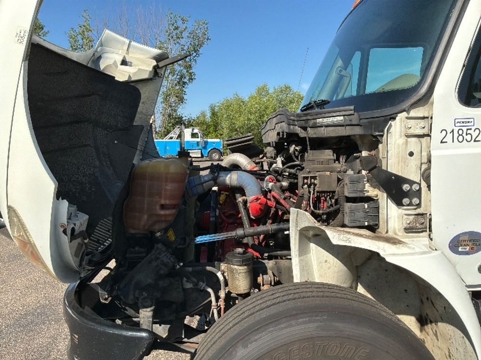 Medium Duty Box Truck-Light and Medium Duty Trucks-International-2019-4300-Brooklyn Park-MN-223,389\n\t\tmiles-$ 46,500 - Image 24