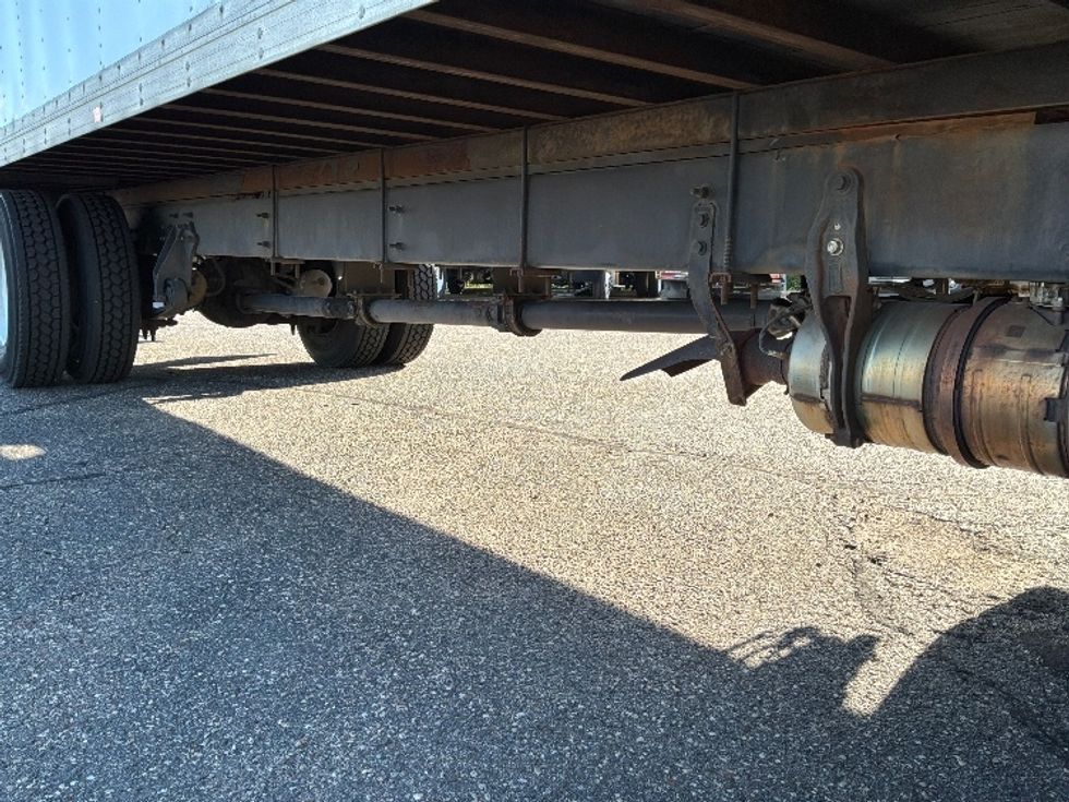 Medium Duty Box Truck-Light and Medium Duty Trucks-International-2019-4300-Brooklyn Park-MN-296,800\n\t\tmiles-$ 36,500 - Image 14