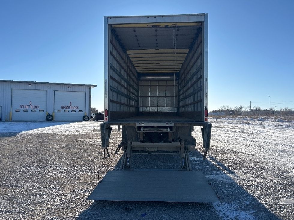Medium Duty Box Truck-Light and Medium Duty Trucks-International-2019-4300-Brooklyn Park-MN-318,142\n\t\tmiles-$ 21,500 - Image 9