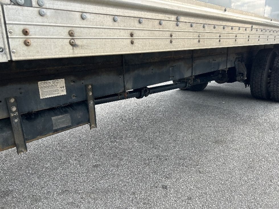 Medium Duty Box Truck-Light and Medium Duty Trucks-International-2019-4300-Burnaby-BC-150,181\n\t\tkm-$ 69,500 - Image 5