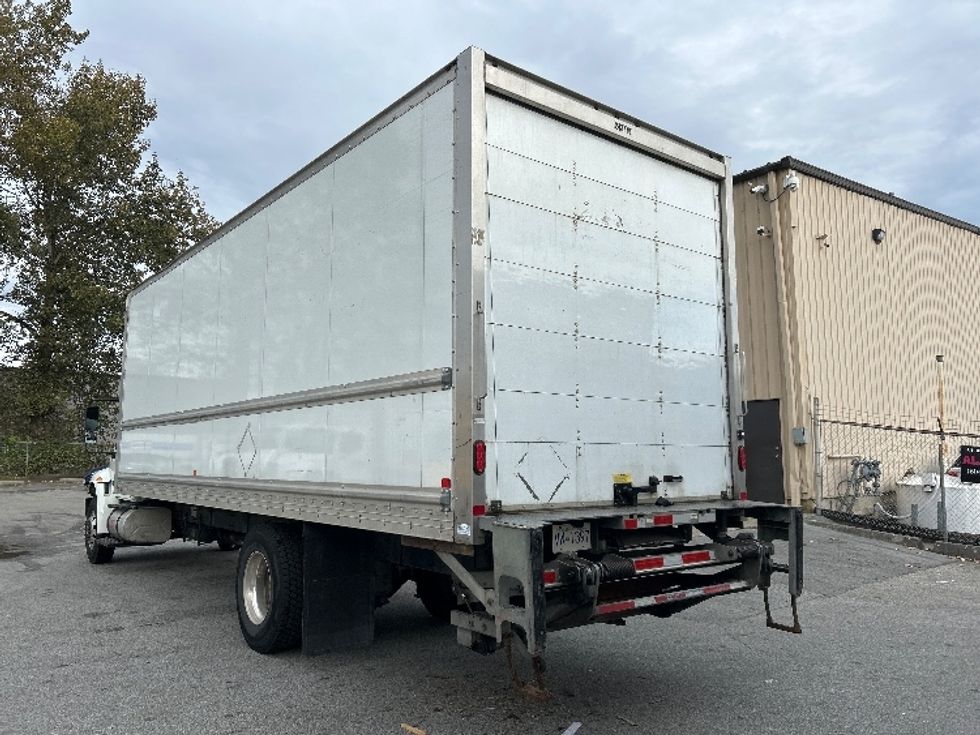 Medium Duty Box Truck-Light and Medium Duty Trucks-International-2019-4300-Burnaby-BC-150,181\n\t\tkm-$ 69,500 - Image 6
