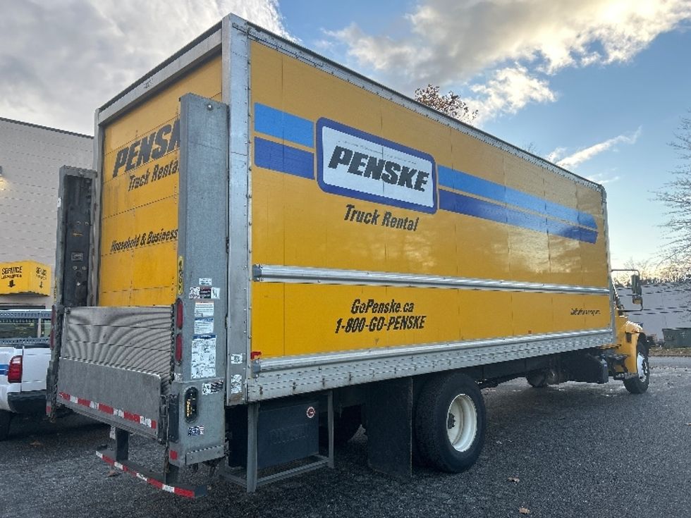 Medium Duty Box Truck-Light and Medium Duty Trucks-International-2019-4300-Burnaby-BC-156,282\n\t\tkm-$ 68,250 - Image 14