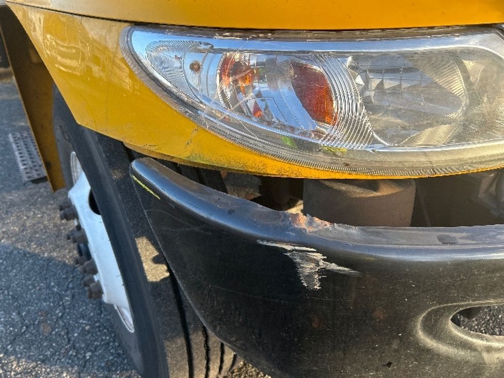 Medium Duty Box Truck-Light and Medium Duty Trucks-International-2019-4300-Burnaby-BC-156,282\n\t\tkm-$ 68,250 - Image 25