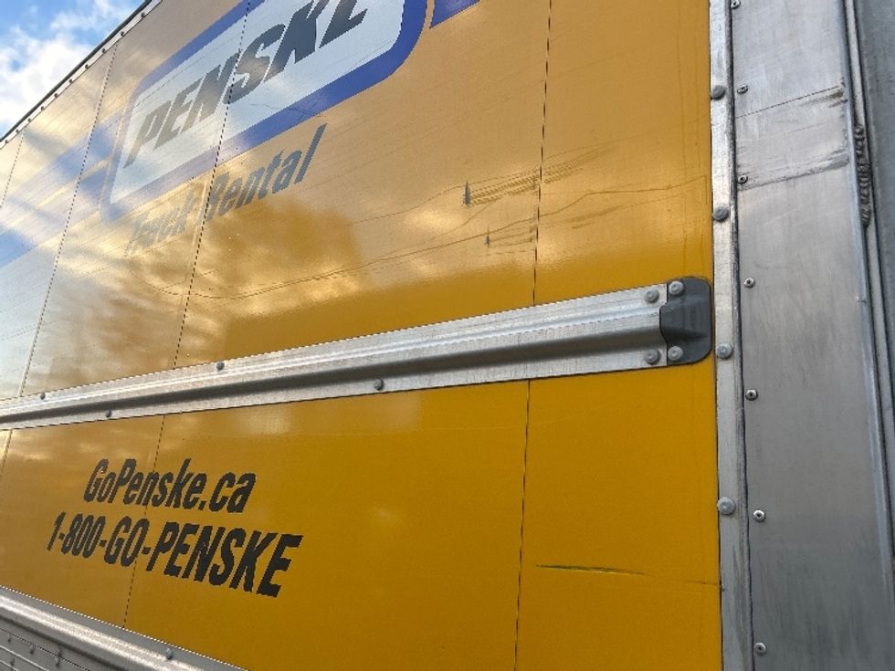 Medium Duty Box Truck-Light and Medium Duty Trucks-International-2019-4300-Burnaby-BC-156,282\n\t\tkm-$ 68,250 - Image 27