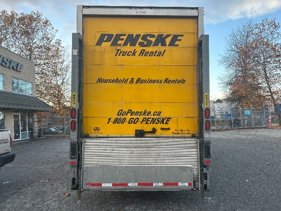 Medium Duty Box Truck-Light and Medium Duty Trucks-International-2019-4300-Burnaby-BC-156,282\n\t\tkm-$ 68,250 - Image 7