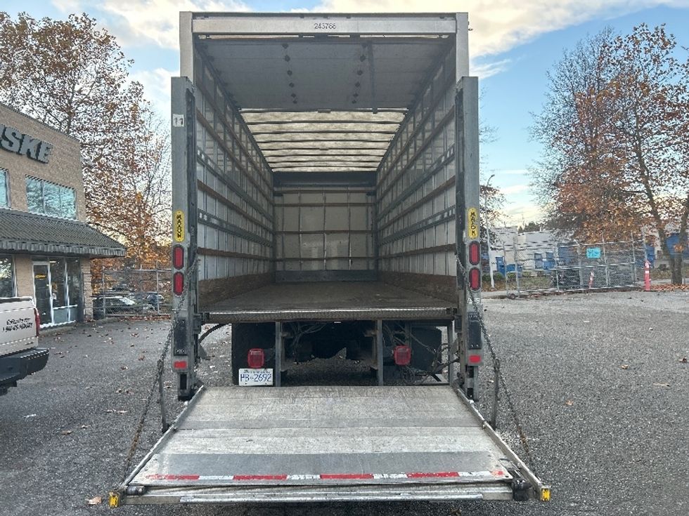 Medium Duty Box Truck-Light and Medium Duty Trucks-International-2019-4300-Burnaby-BC-156,282\n\t\tkm-$ 68,250 - Image 9