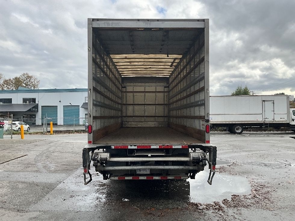 Medium Duty Box Truck-Light and Medium Duty Trucks-International-2019-4300-Burnaby-BC-189,163\n\t\tkm-$ 65,000 - Image 8