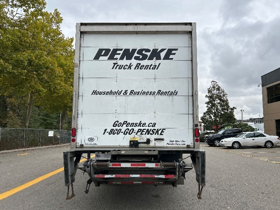 Medium Duty Box Truck-Light and Medium Duty Trucks-International-2019-4300-Burnaby-BC-198,540\n\t\tkm-$ 66,750 - Image 7