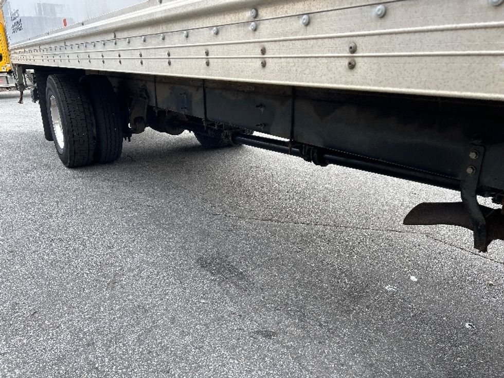 Medium Duty Box Truck-Light and Medium Duty Trucks-International-2019-4300-Burnaby-BC-205,189\n\t\tkm-$ 66,000 - Image 14