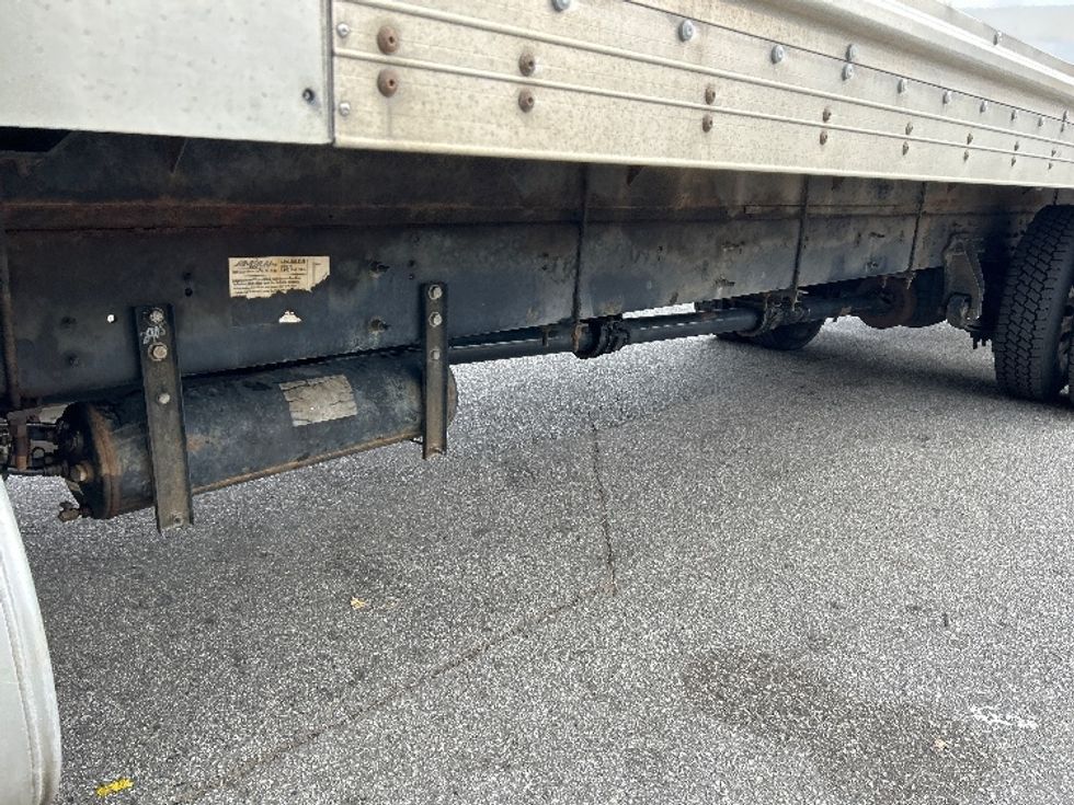 Medium Duty Box Truck-Light and Medium Duty Trucks-International-2019-4300-Burnaby-BC-205,189\n\t\tkm-$ 66,000 - Image 5