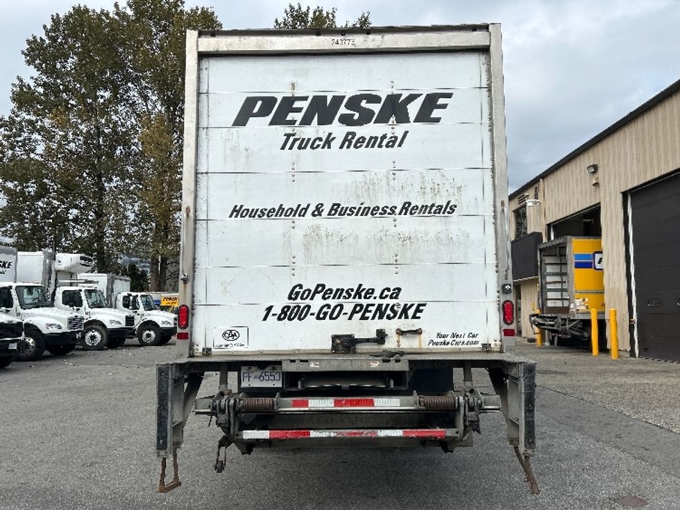 Medium Duty Box Truck-Light and Medium Duty Trucks-International-2019-4300-Burnaby-BC-205,189\n\t\tkm-$ 66,000 - Image 7