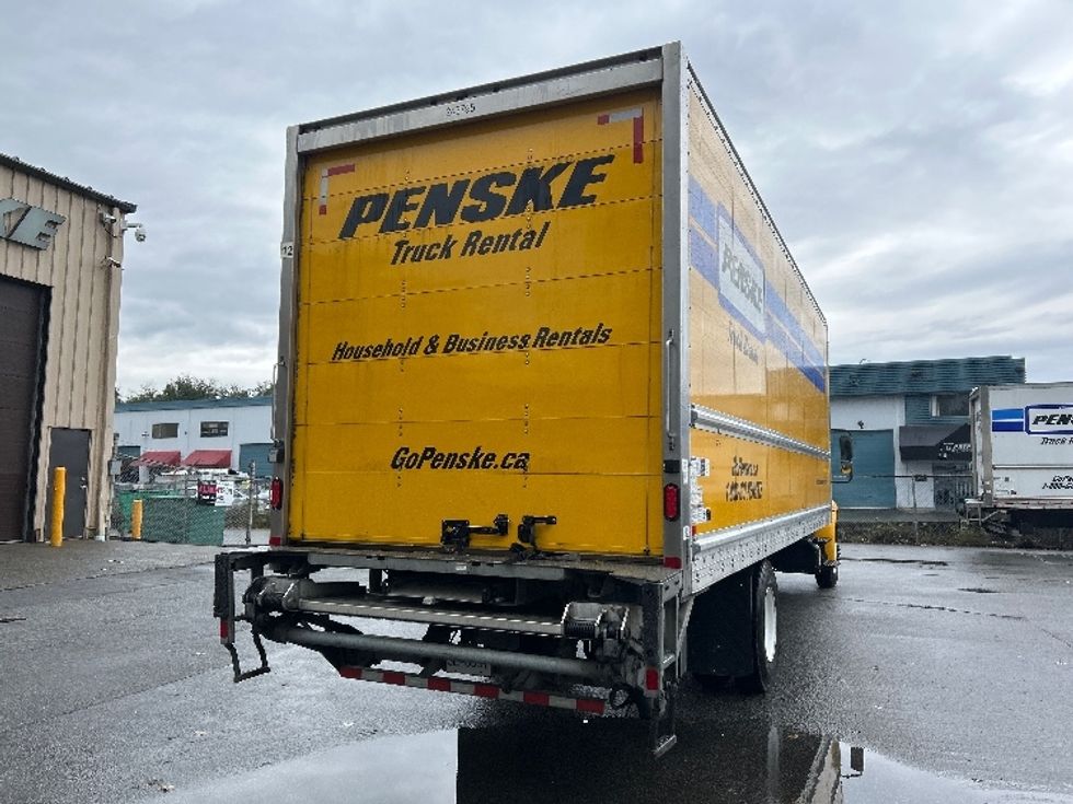 Medium Duty Box Truck-Light and Medium Duty Trucks-International-2019-4300-Burnaby-BC-217,189\n\t\tkm-$ 64,500 - Image 13