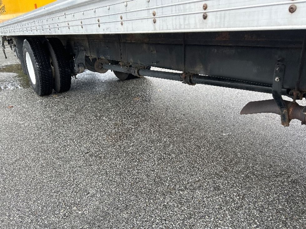 Medium Duty Box Truck-Light and Medium Duty Trucks-International-2019-4300-Burnaby-BC-217,189\n\t\tkm-$ 64,500 - Image 14