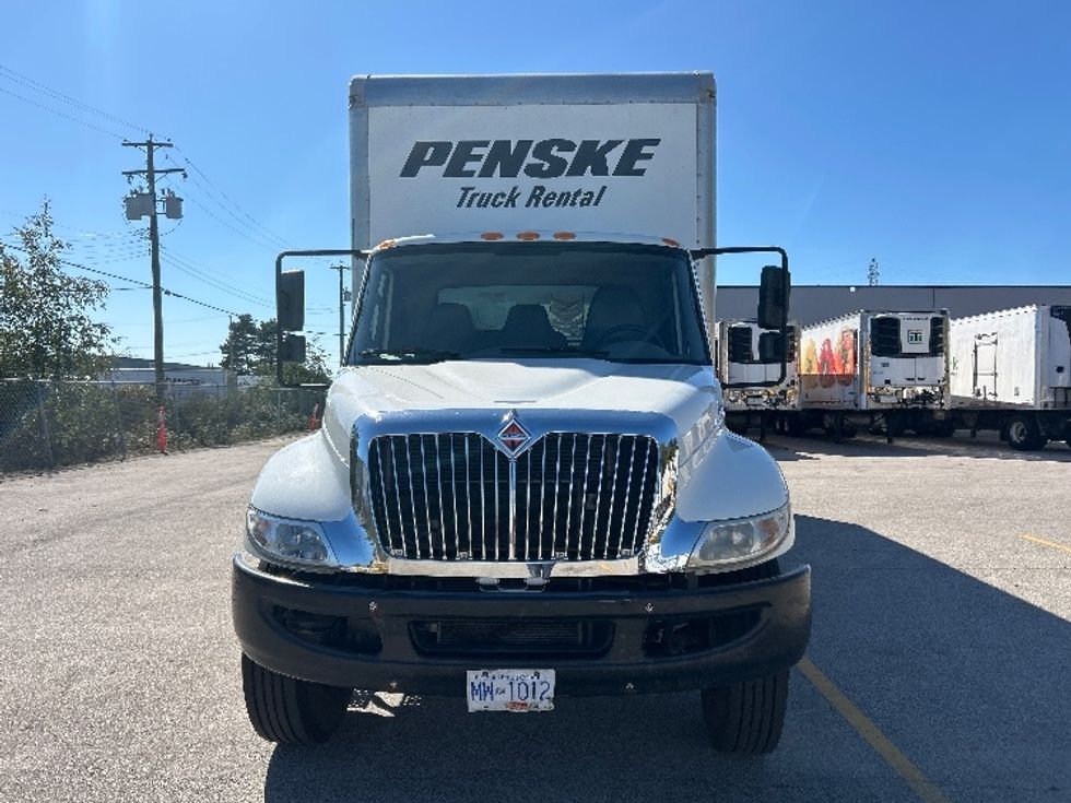 Medium Duty Box Truck-Light and Medium Duty Trucks-International-2019-4300-Burnaby-BC-226,304\n\t\tkm-$ 63,750 - Image 2