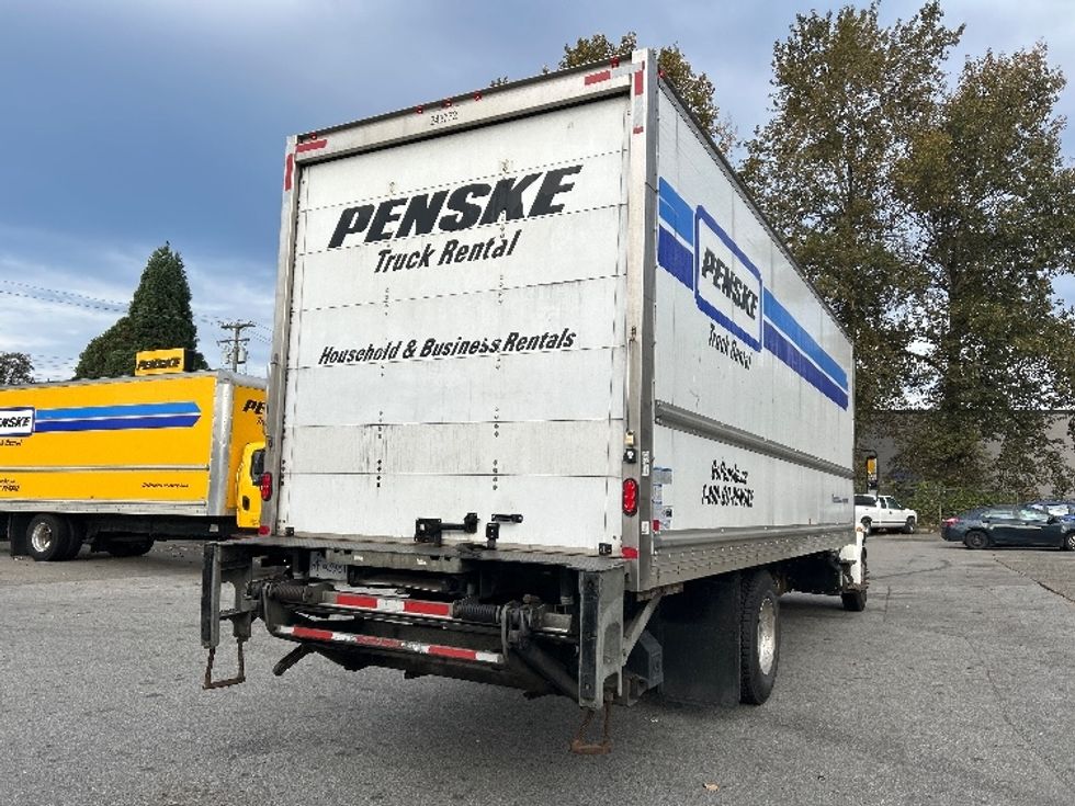 Medium Duty Box Truck-Light and Medium Duty Trucks-International-2019-4300-Burnaby-BC-226,983\n\t\tkm-$ 64,500 - Image 13
