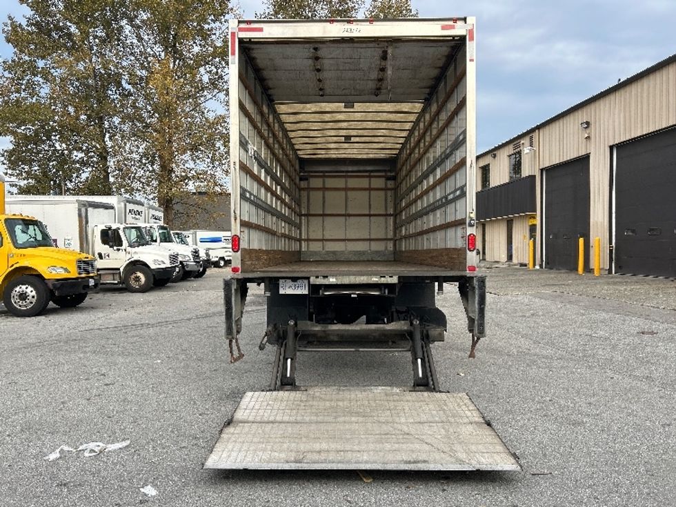 Medium Duty Box Truck-Light and Medium Duty Trucks-International-2019-4300-Burnaby-BC-226,983\n\t\tkm-$ 64,500 - Image 9