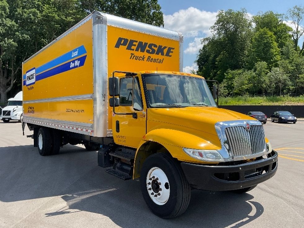 2019 International 4300 Medium Duty Box Truck