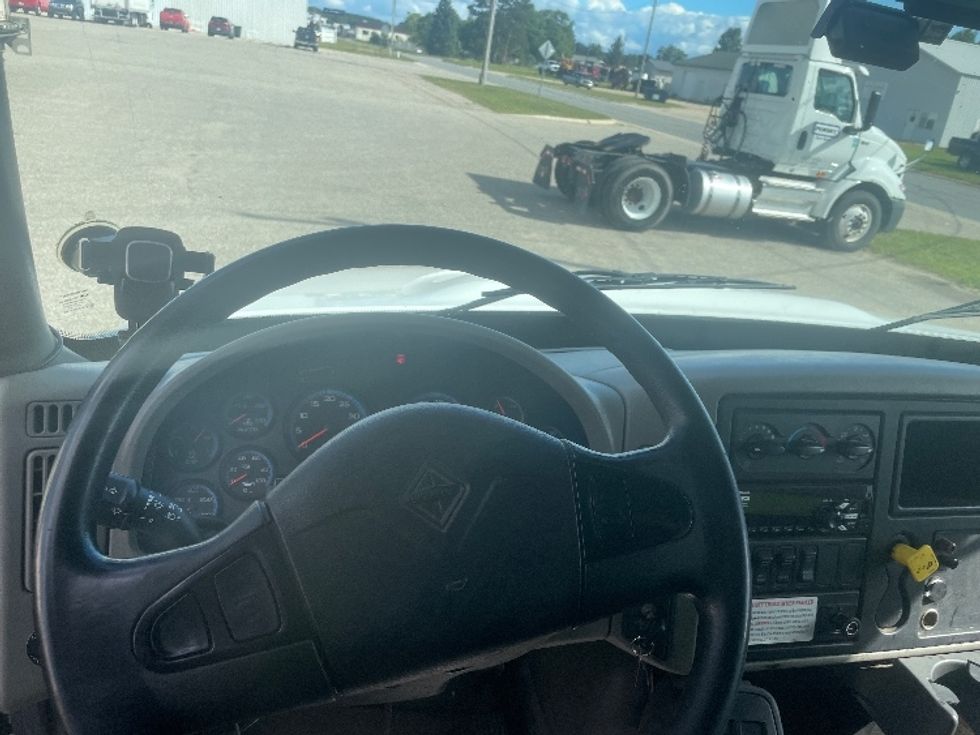 Medium Duty Box Truck-Light and Medium Duty Trucks-International-2019-4300-Cadillac-MI-241,794\n\t\tmiles-$ 25,250 - Image 18