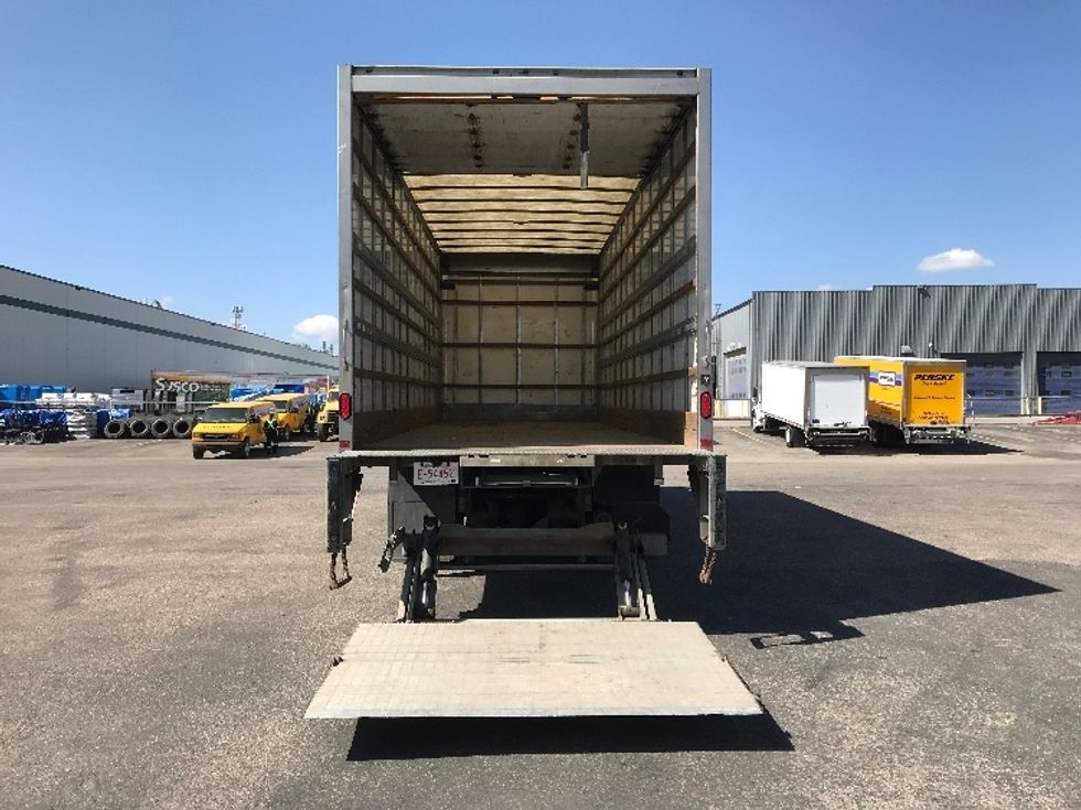 Medium Duty Box Truck-Light and Medium Duty Trucks-International-2019-4300-Calgary-AB-262,890\n\t\tkm-$ 56,500 - Image 10