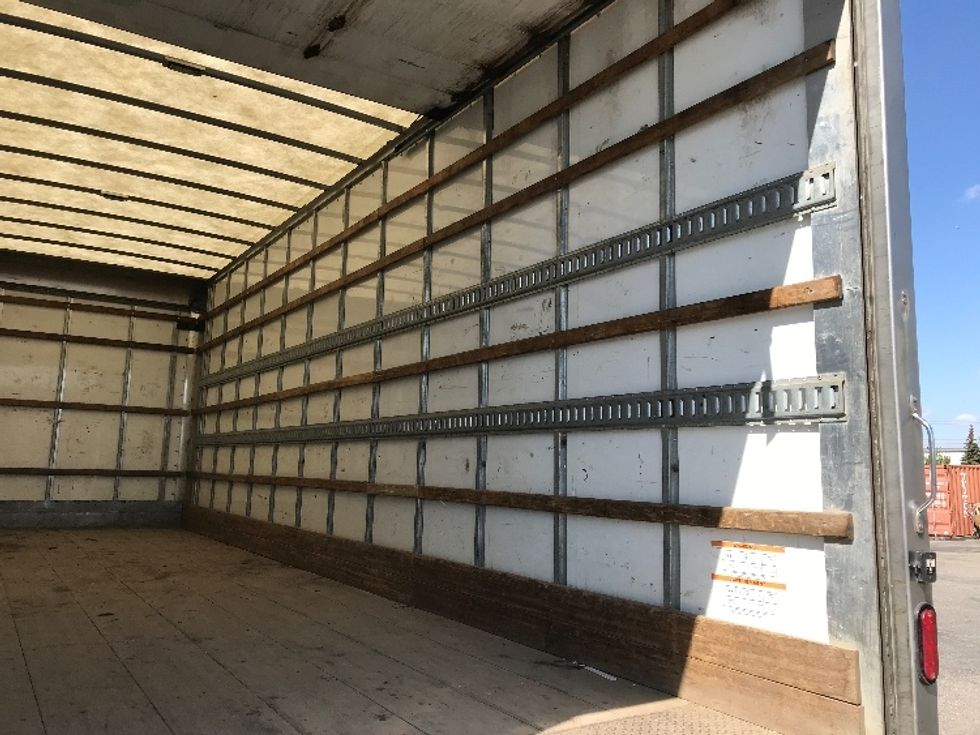Medium Duty Box Truck-Light and Medium Duty Trucks-International-2019-4300-Calgary-AB-262,890\n\t\tkm-$ 56,500 - Image 12