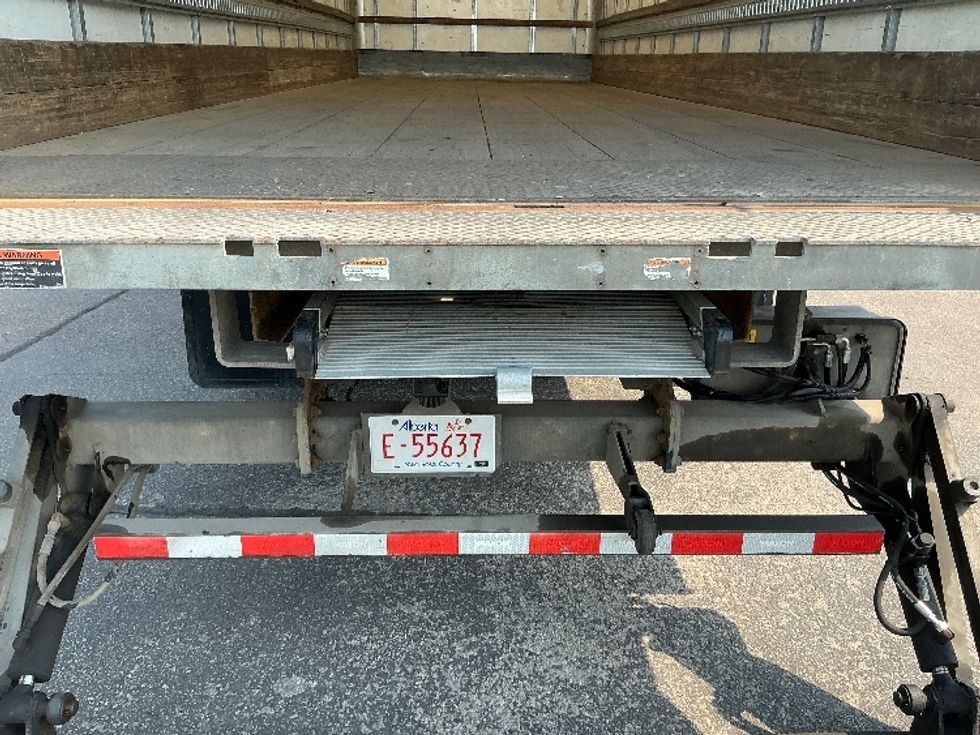 Medium Duty Box Truck-Light and Medium Duty Trucks-International-2019-4300-Calgary-AB-263,949\n\t\tkm-$ 56,250 - Image 10