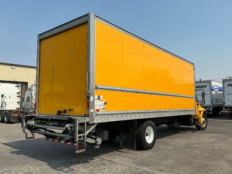 Medium Duty Box Truck-Light and Medium Duty Trucks-International-2019-4300-Calgary-AB-263,949\n\t\tkm-$ 56,250 - Image 13