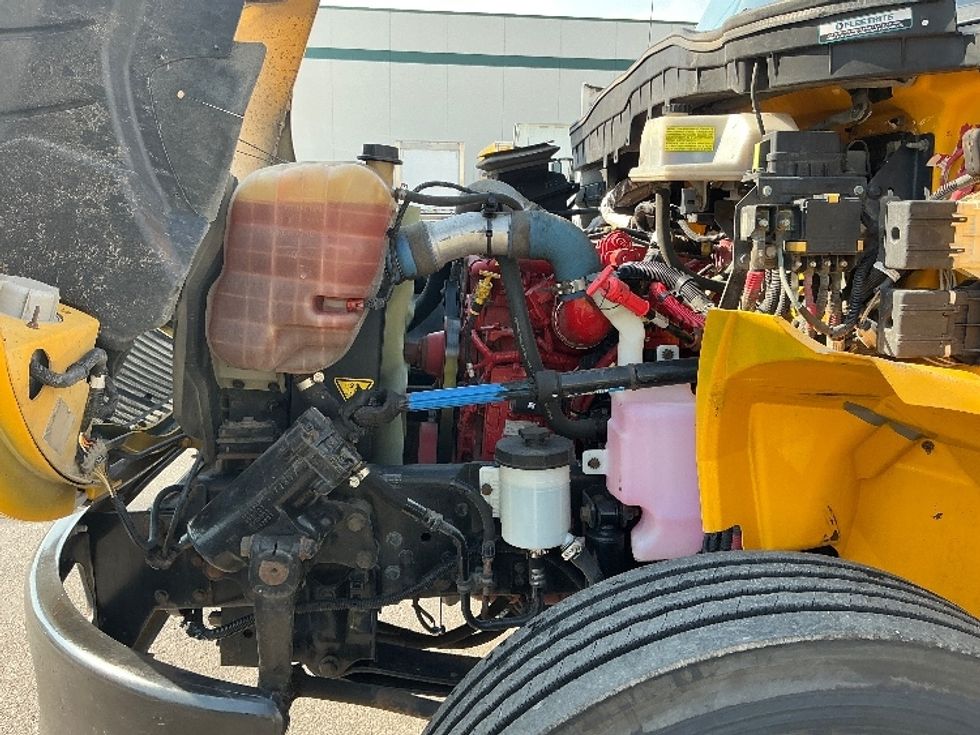Medium Duty Box Truck-Light and Medium Duty Trucks-International-2019-4300-Calgary-AB-269,536\n\t\tkm-$ 55,500 - Image 24