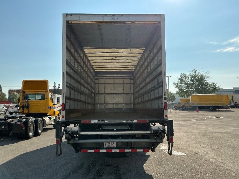 Medium Duty Box Truck-Light and Medium Duty Trucks-International-2019-4300-Calgary-AB-269,536\n\t\tkm-$ 55,500 - Image 8