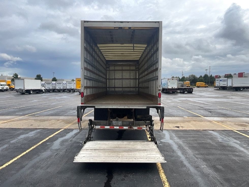 Medium Duty Box Truck-Light and Medium Duty Trucks-International-2019-4300-Cambridge-ON-293,770\n\t\tkm-$ 55,000 - Image 9