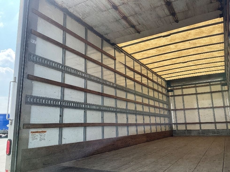 Medium Duty Box Truck-Light and Medium Duty Trucks-International-2019-4300-Cambridge-ON-297,675\n\t\tkm-$ 52,500 - Image 11