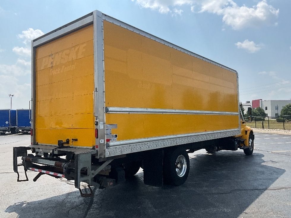 Medium Duty Box Truck-Light and Medium Duty Trucks-International-2019-4300-Cambridge-ON-297,675\n\t\tkm-$ 52,500 - Image 13