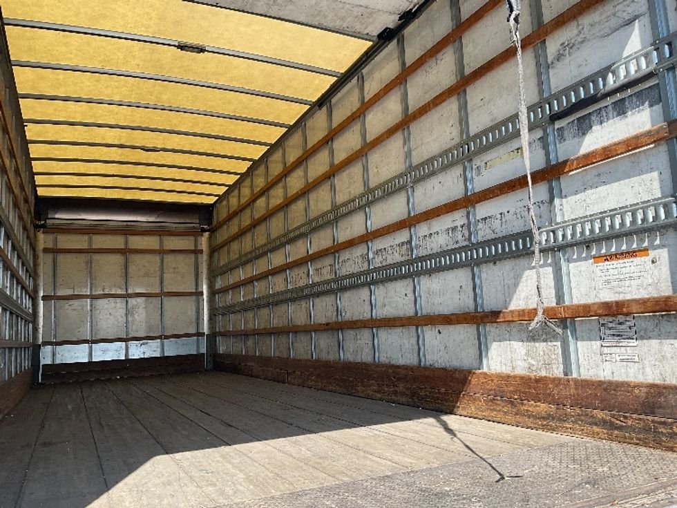 Medium Duty Box Truck-Light and Medium Duty Trucks-International-2019-4300-Chino-CA-158,588\n\t\tmiles-$ 47,000 - Image 12