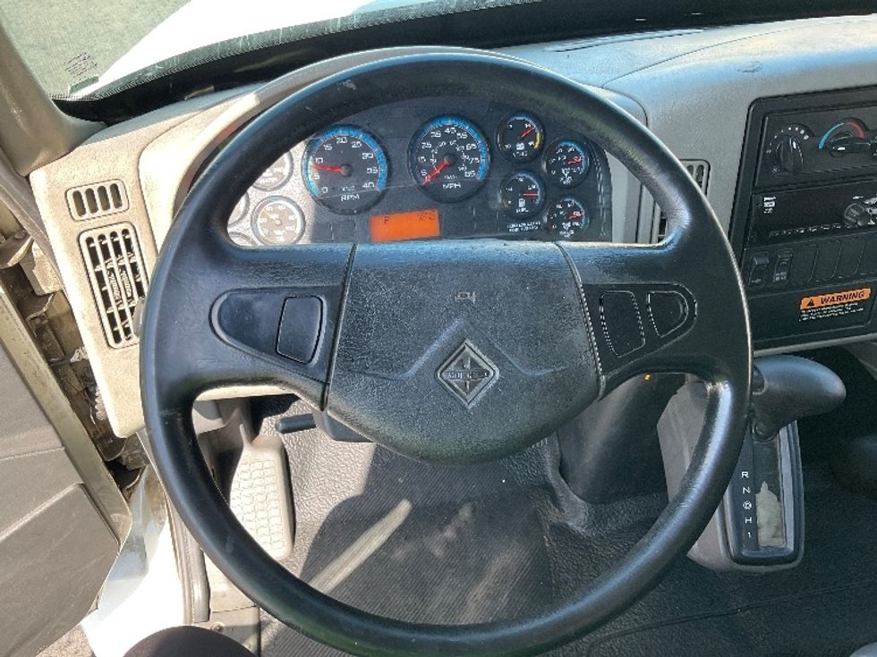 Medium Duty Box Truck-Light and Medium Duty Trucks-International-2019-4300-Chino-CA-158,588\n\t\tmiles-$ 47,000 - Image 18