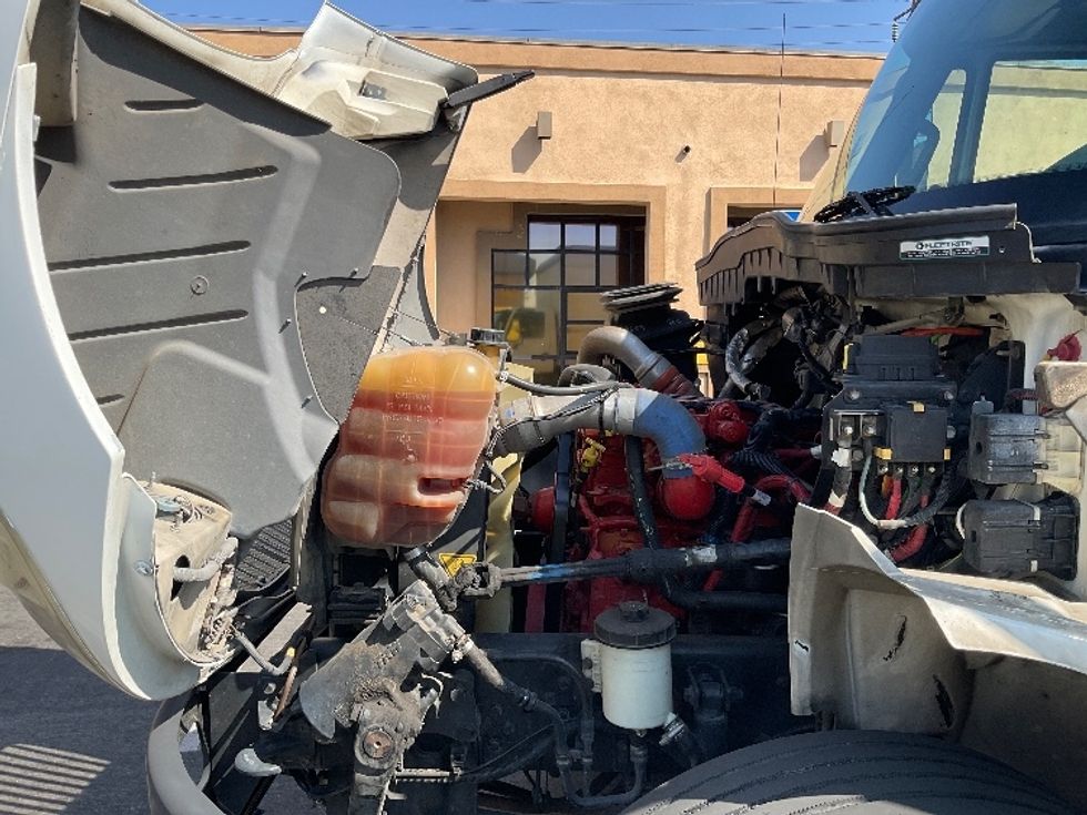 Medium Duty Box Truck-Light and Medium Duty Trucks-International-2019-4300-Chino-CA-158,588\n\t\tmiles-$ 47,000 - Image 24